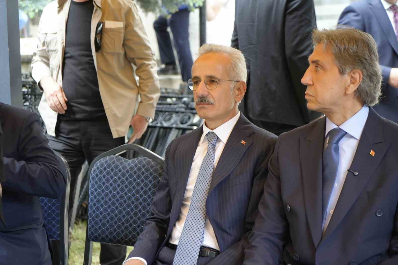 ULAŞTIRMA VE ALTYAPI BAKANI ABDULKADİR URALOĞLU, 7 HAZİRAN'DA BELEDİYE BAŞKANLIĞI SEÇİMİNİN...