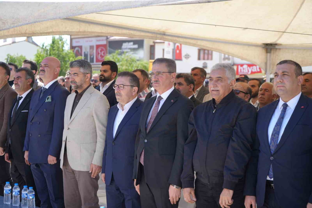 ULUSLARARASI PALANEXTREME ORGANİZASYONU 5 ÜLKEDEN 160 SPORCUNUN KATILIMI İLE ÇAT İLÇESİNDEKİ 2...