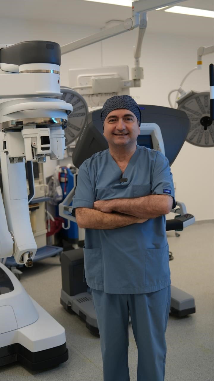 ÜROLOJİ UZMANI PROF. DR. VOLKAN TUĞCU