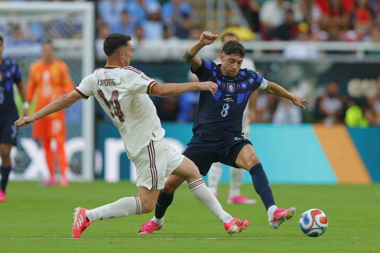 URUGUAY’I MAĞLUP EDEN İSPANYA GRUBU LİDER BİTİRD,