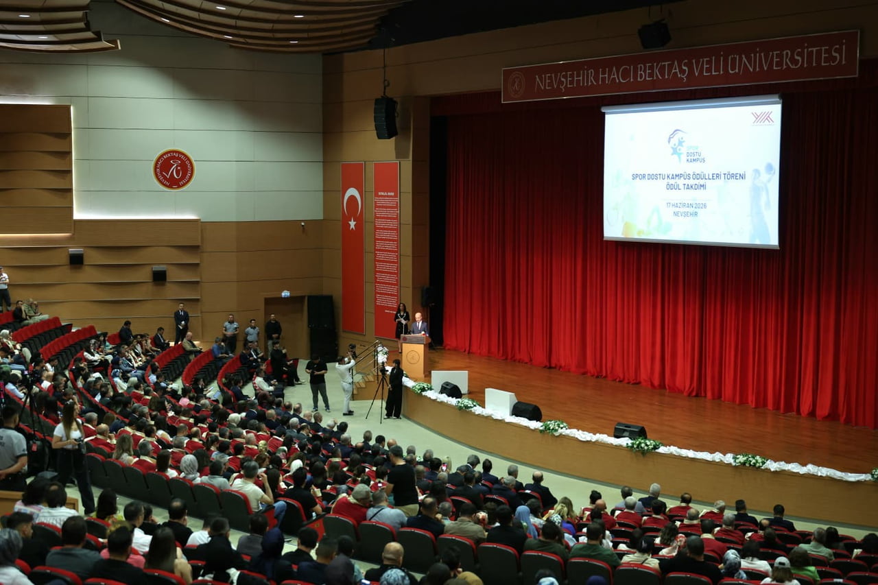 UYGULAMA VE PROJE ODAKLI ÜNİVERSİTE MİSYONU İLE ÖĞRENCİLERİNİ EN İYİ ŞEKİLDE HAYATA HAZIRLAYAN...