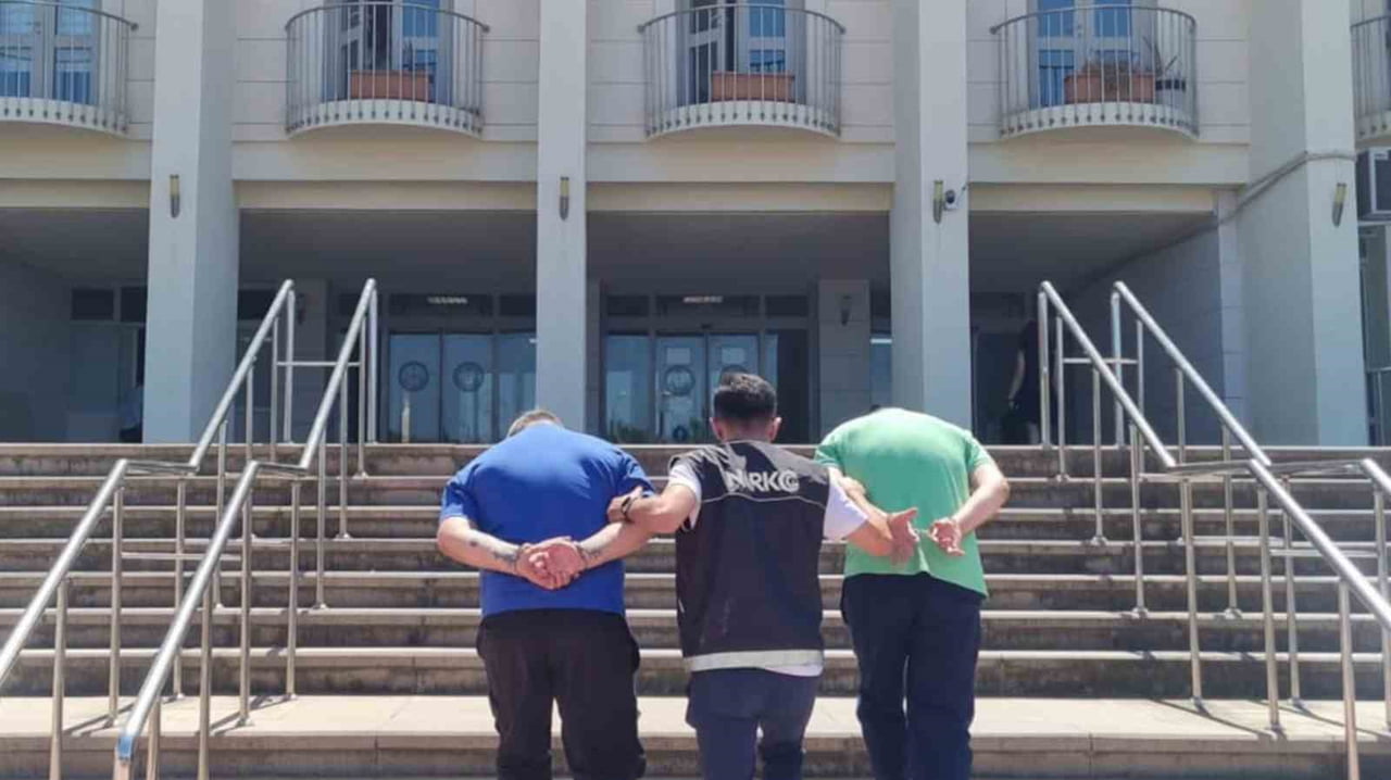 UYUŞTURUCU OPERASYONLARINDA 4 TUTUKLAMA