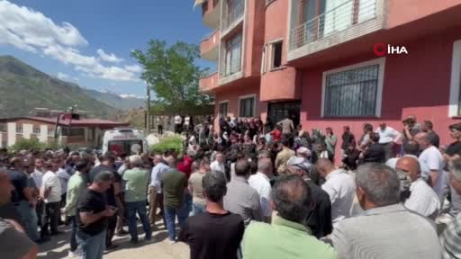 Uzman çavuş kayınpederinin evini bastı: 4 ölü