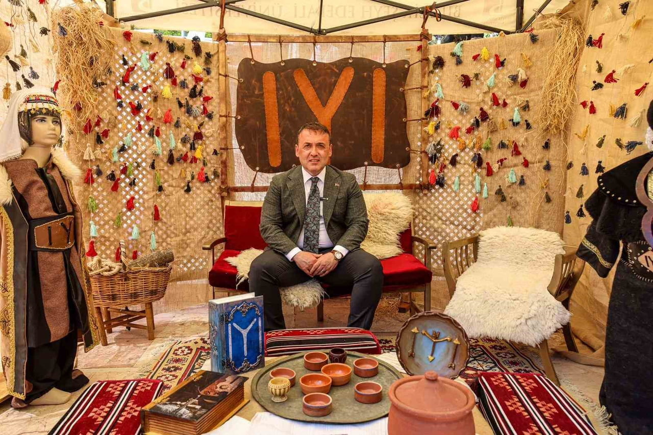 VALİ FAİK OKTAY SÖZER
