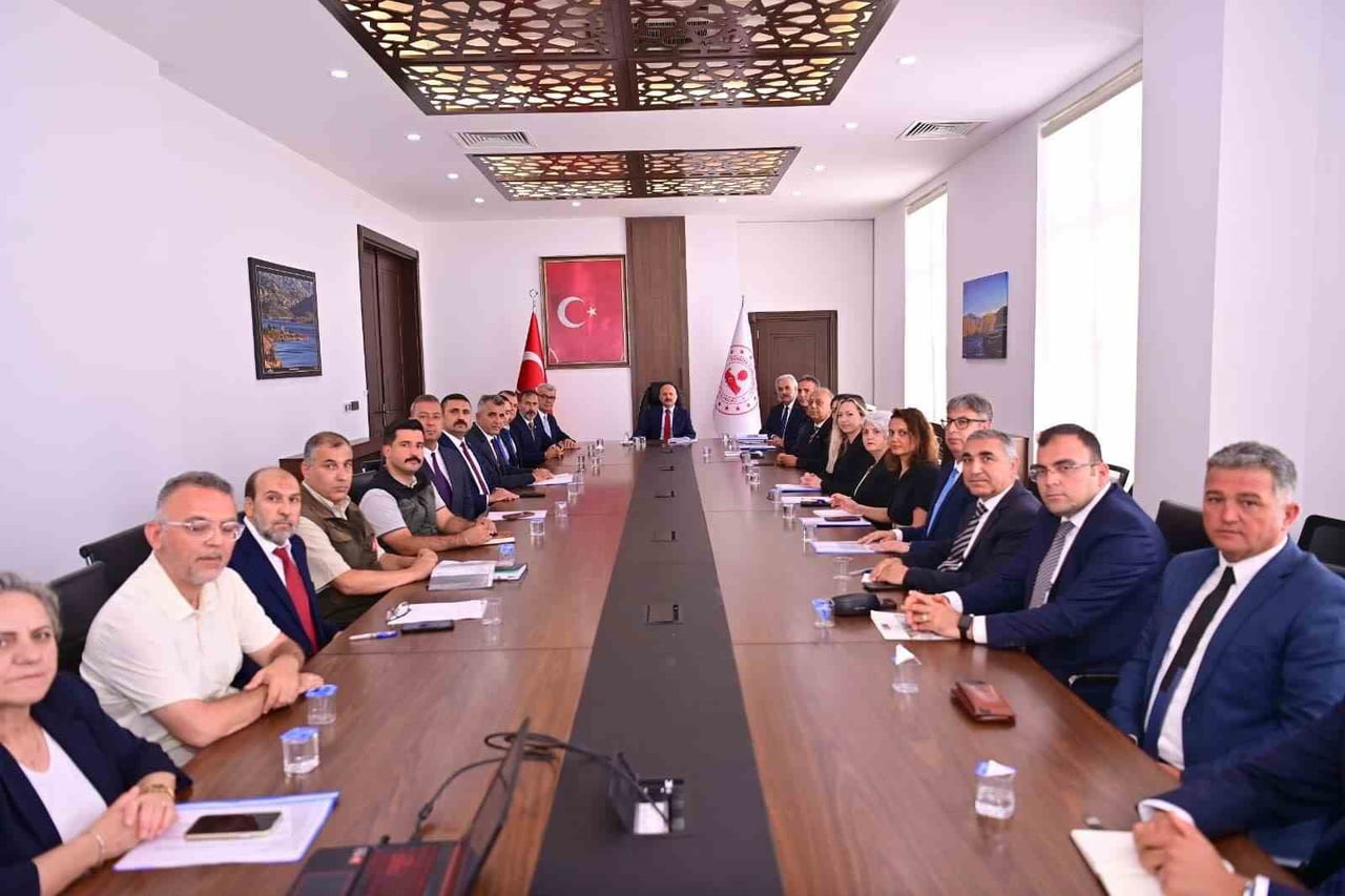 VALİ KAYMAKAMLIK TOPLANTI