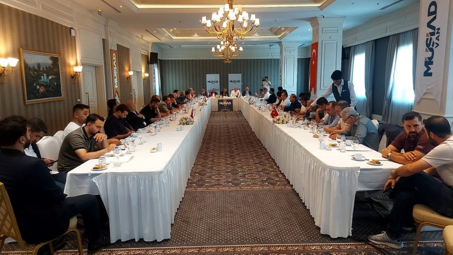 VAN'DA KENTİN TEMEL SORUNLARINI ELE ALMAK AMACIYLA 30 SİVİL TOPLUM KURULUŞU, MESLEK ODASI VE...