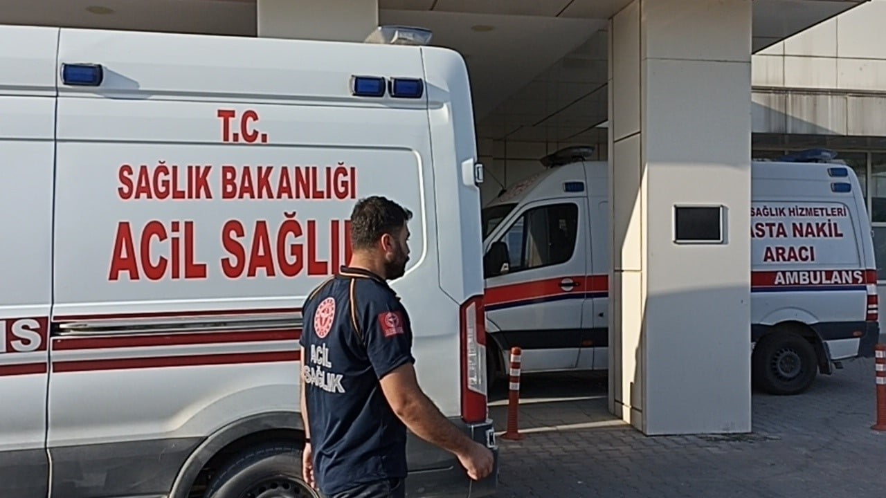 VAN'IN ERCİŞ İLÇESİNDE İKİ AİLE ARASINDA ÇIKAN SİLAHLI VE BIÇAKLI KAVGADA 5 KİŞİ...