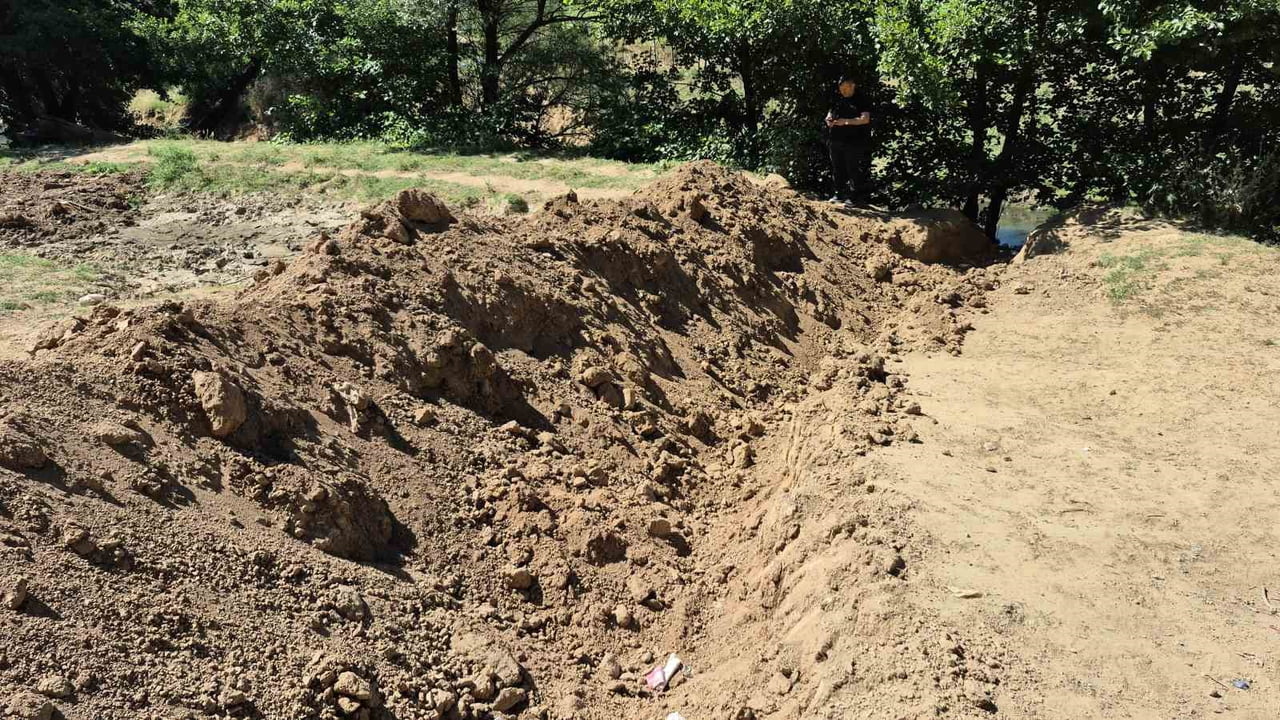 VATANDAŞLARIN ALANA ARAÇLARIYLA GİRİŞ YAPMASINI ENGELLEMEK AMACIYLA ÖNCEKİ YILDAN DAHA BÜYÜK BİR...