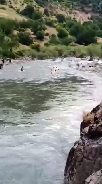 VEDAT KARABULUT’UN SUYA KAPILDIĞI ANLAR CEP TELEFONU KAMERASINA YANSIDI