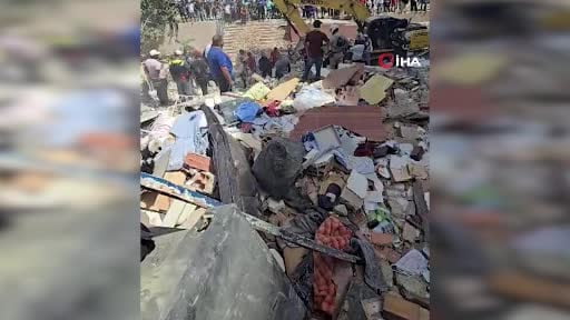 Venezuela’da 24 Haziran’da meydana gelen 7.2 ve 7.5 büyüklüğündeki depremleri yaşayan Türk...