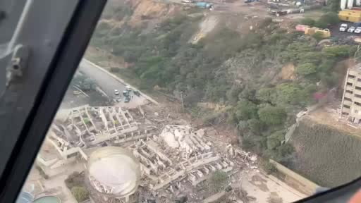 Venezuela’da meydana gelen deprem sonrasında La Guaira eyaletinde meydana gelen yıkıma ilişkin...
