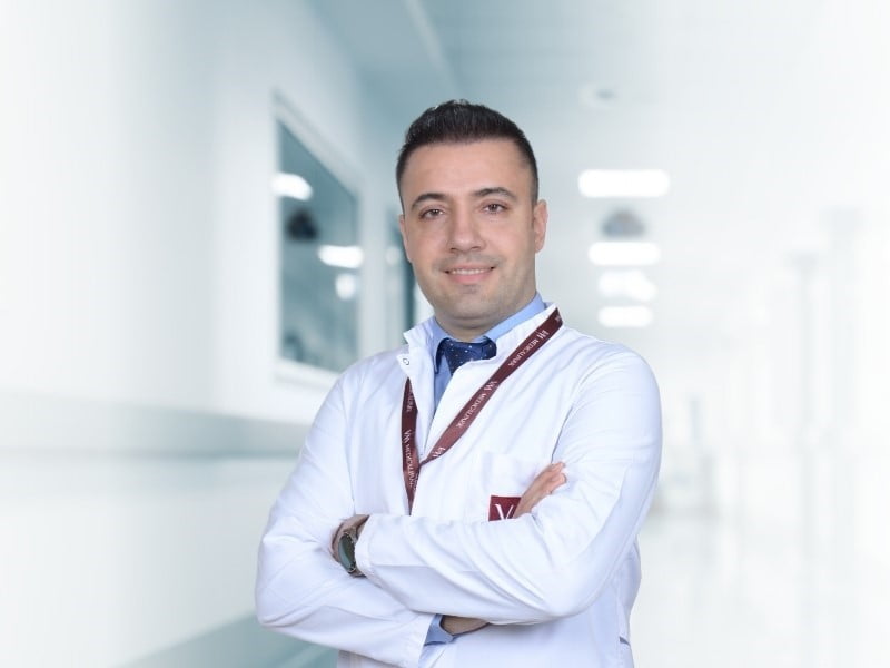 VM MEDİCAL PARK BURSA HASTANESİ GÖZ HASTALIKLARI UZMANI OP. DR. İLKER İNCEBIYIK