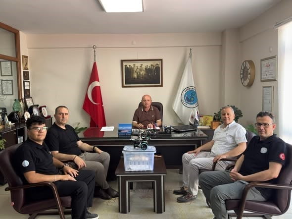 YARIŞMAYA KATILAN ÖĞRENCİLER