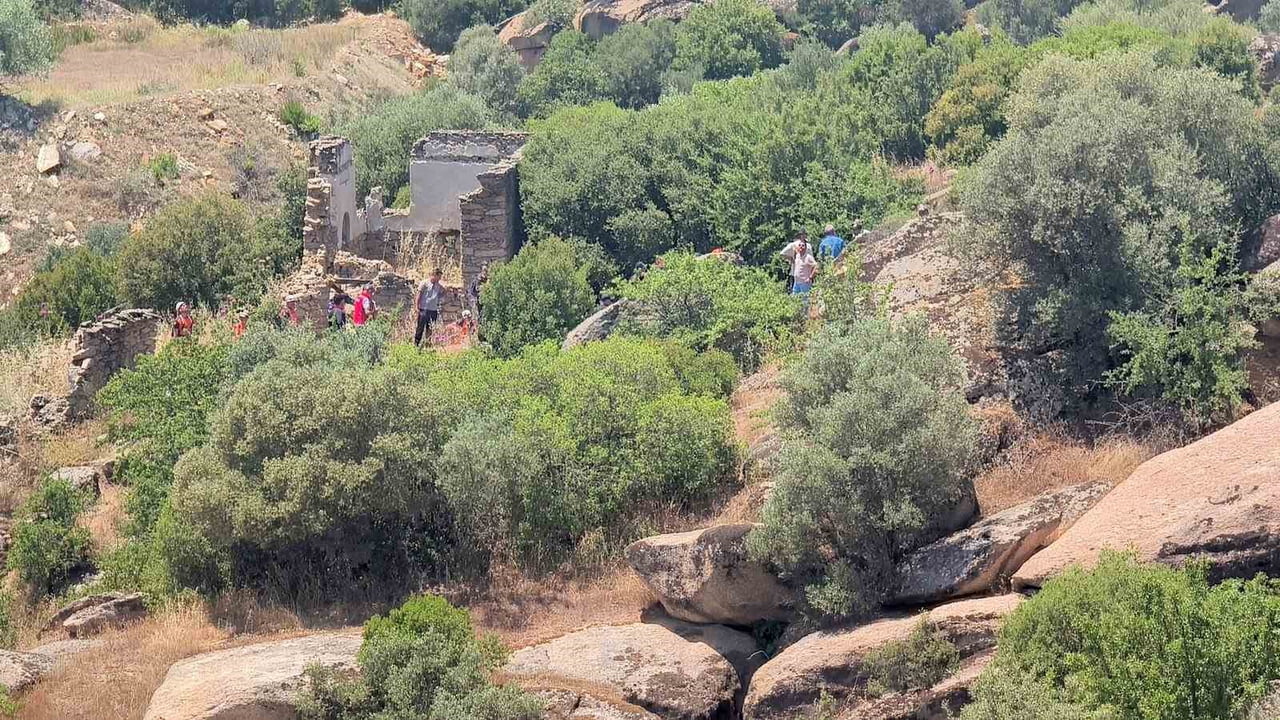 YATAĞAN'DA 3 GÜNDÜR ARANAN YAŞLI KADIN ÖLÜ BULUNDU