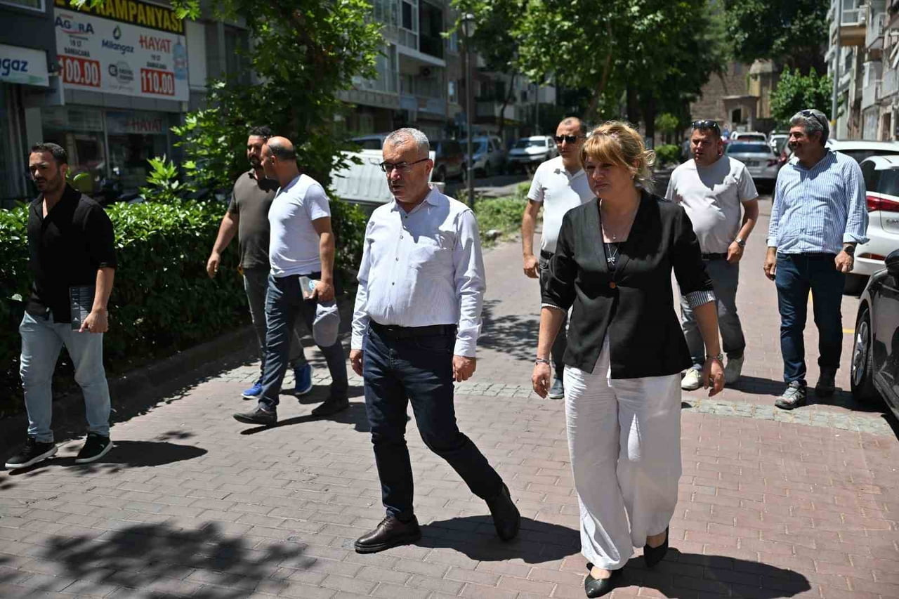 YELTİN, SULTAN CAMİİ ÖNÜNDEN HATUNİYE CAMİİ ÖNÜNE KADAR UZANAN GÜZERGAHTA GİDİŞ VE GELİŞ...