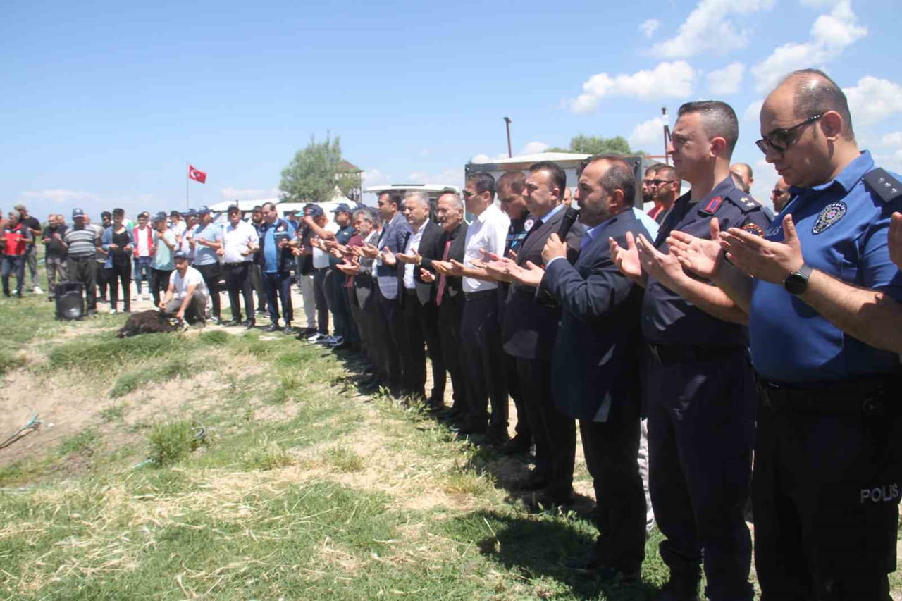 YENİ AV SEZONUNUN AÇILIŞ PROGRAMINDA DUA EDİLDİ