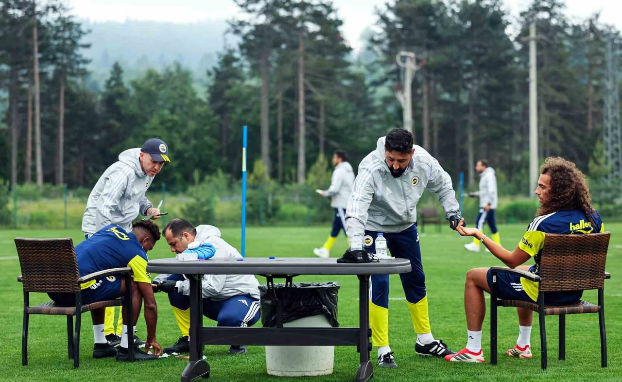 YENİ SEZON HAZIRLIKLARINI TOPUK YAYLASI TESİSLERİ'NDE SÜRDÜREN FENERBAHÇE'DE, OYUNCULAR LAKTAT...