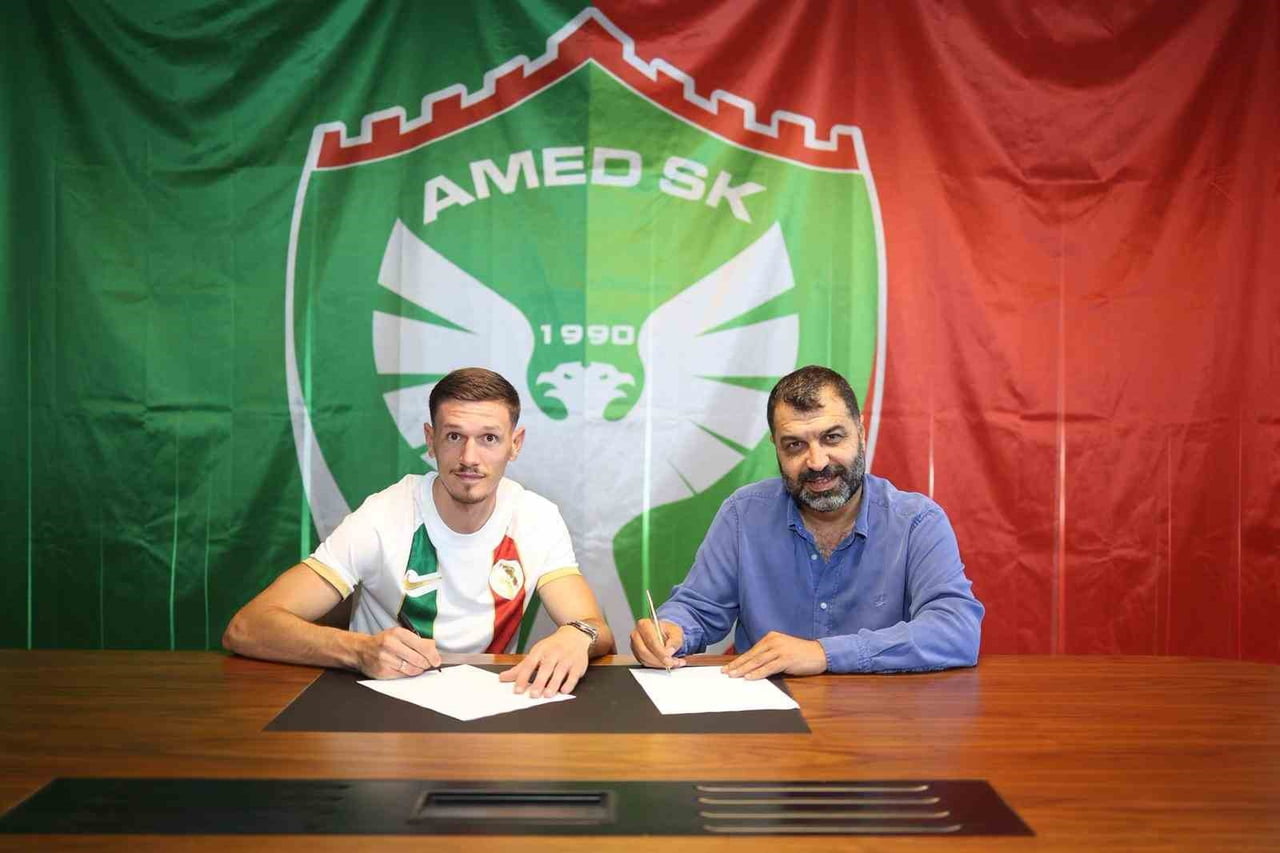 YENİ SEZONDA SÜPER LİG’DE MÜCADELE EDECEK OLAN AMED SPORTİF FAALİYETLER, ERMAL KRASNİQİ’Yİ...