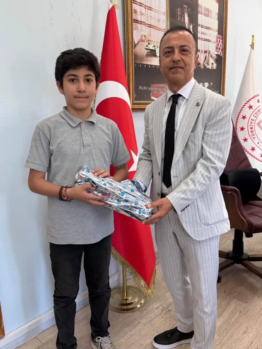YENİPAZAR’DA BAŞARILI ÖĞRENCİLER ÖDÜLLENDİRİLDİ