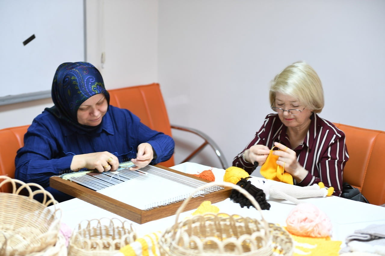 YEŞİLYURT'TA EL EMEĞİ ÜRÜNLER EKONOMİYE DÖNÜŞÜYOR
