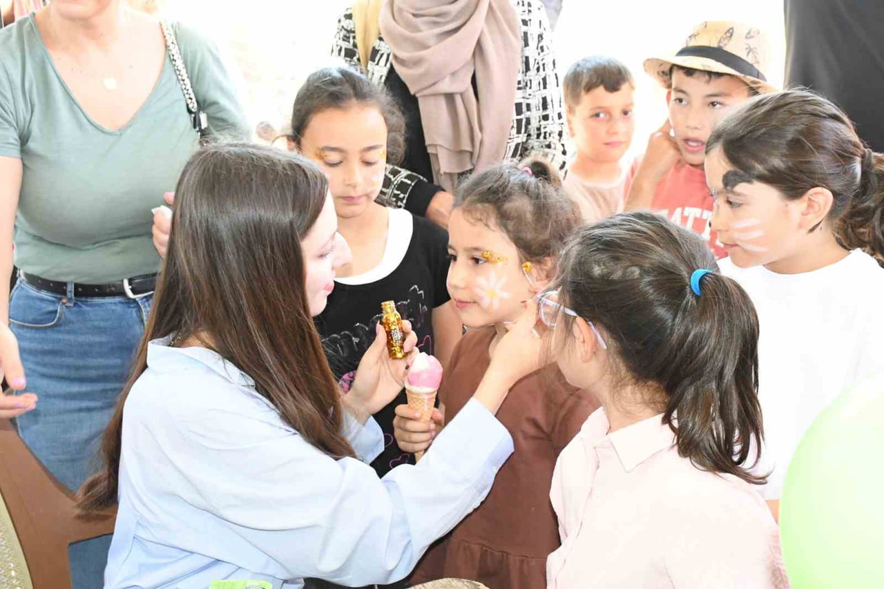 YOZGAT’IN YENİFAKILI İLÇESİNDE DÜZENLENEN UÇURTMA ŞENLİĞİ, RENKLİ GÖRÜNTÜLERE SAHNE...