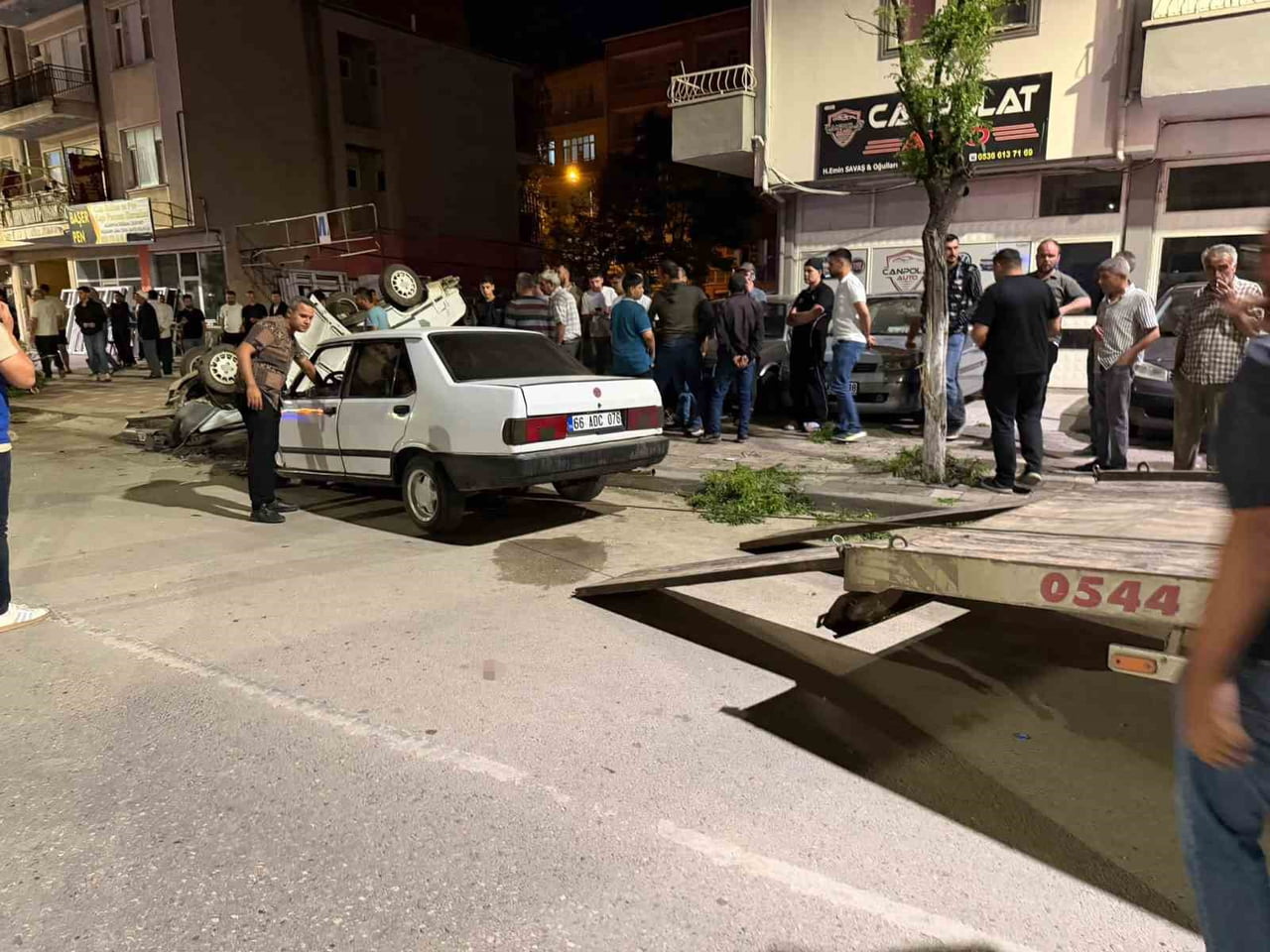 YOZGAT’IN YERKÖY İLÇESİNDE 4 ARACIN KARIŞTIĞI ZİNCİRLEME KAZA MEYDANA GELDİ.-