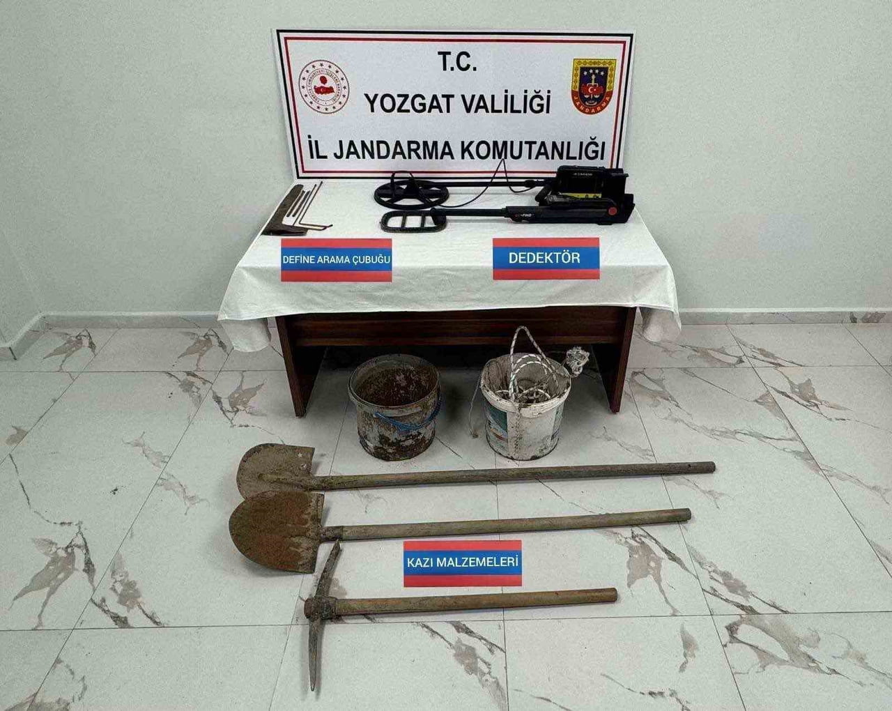 YOZGAT’IN YERKÖY İLÇESİNDE KAÇAK KAZI YAPAN 7 KİŞİ YAKALANDI.