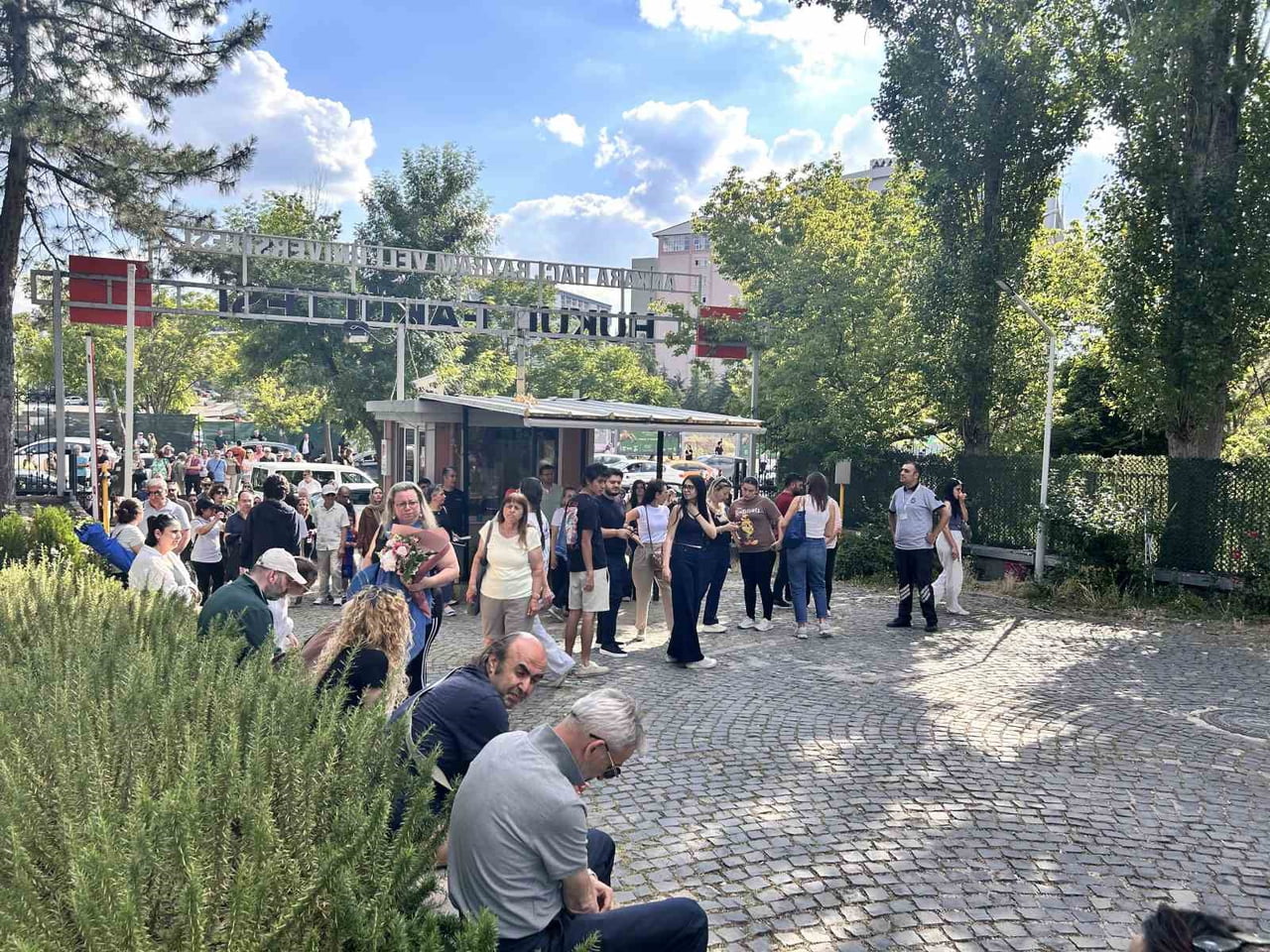 YÜKSEKÖĞRETİM KURUMLARI SINAVI’NIN (YKS) ÜCÜNCÜ VE SON OTURUMU OLAN YABANCI DİL TESTİ (YDT) SAAT...