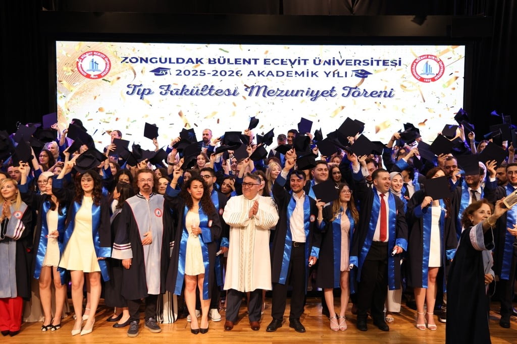 ZONGULDAK BÜLENT ECEVİT ÜNİVERSİTESİ (BEUN) 2025-2026 AKADEMİK YILI TIP FAKÜLTESİ MEZUNİYET...