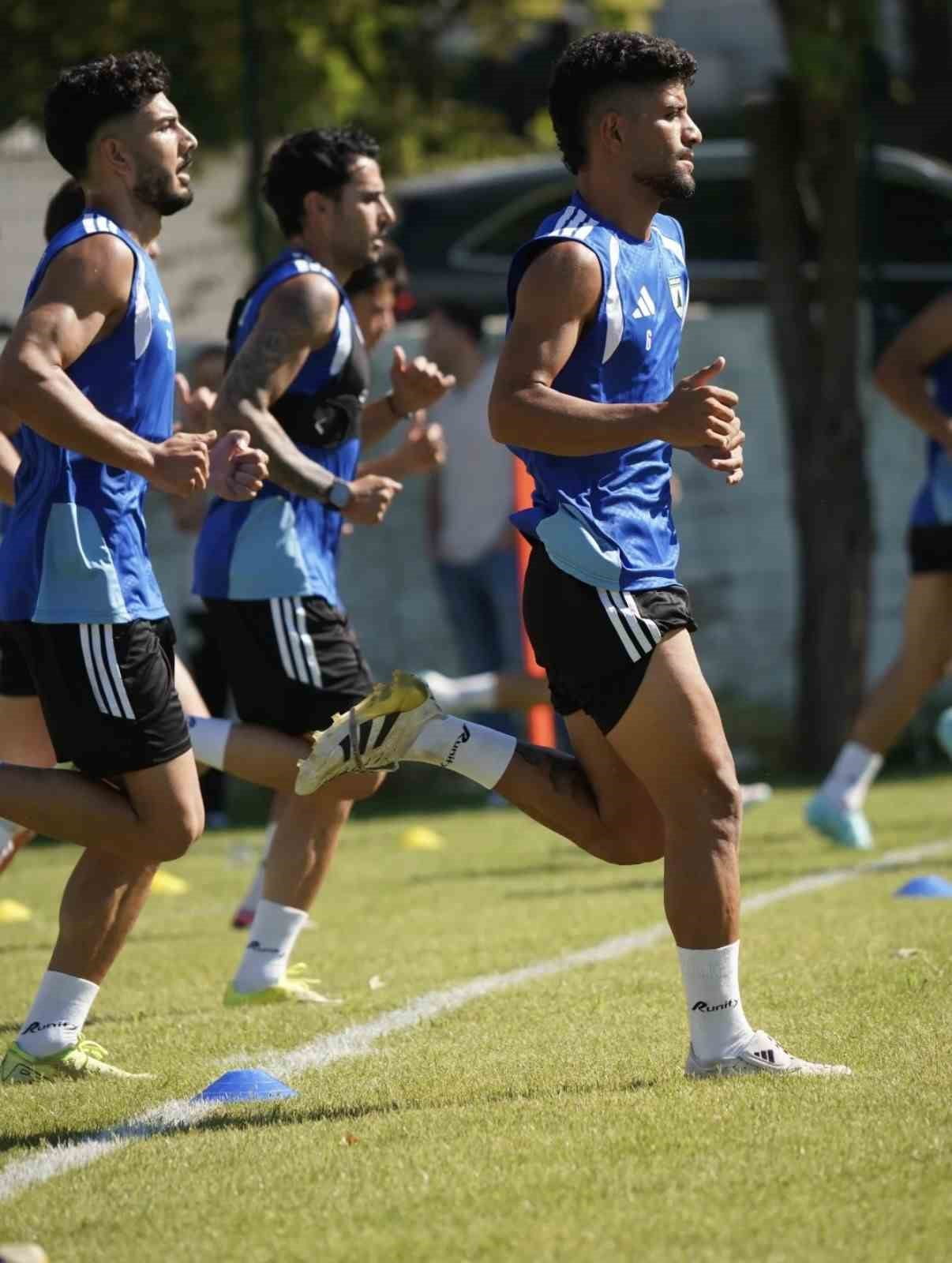 1. LİG’DE MÜCADELE EDECEK MUĞLASPOR, YENİ SEZON HAZIRLIKLARINI KULÜP TESİSLERİNDE SÜRDÜRÜYOR....