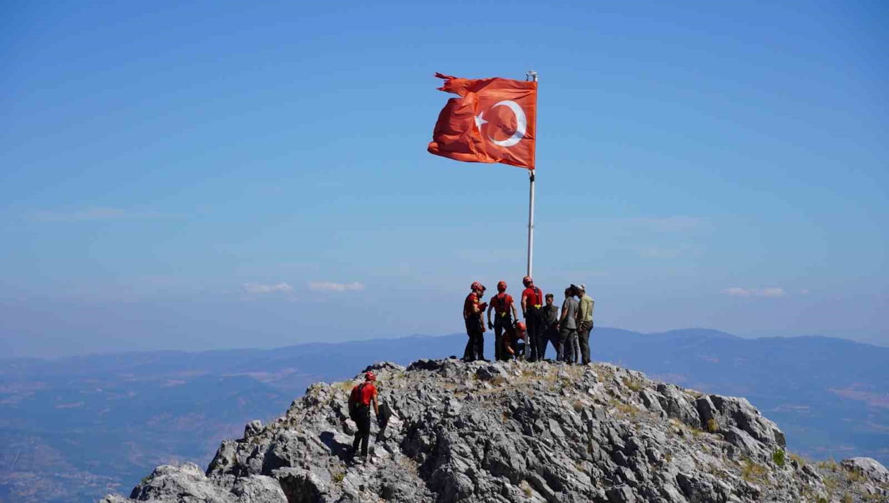 15 TEMMUZ DEMOKRASİ VE MİLLİ BİRLİK GÜNÜ ANMA TÖRENLERİNİN 10. YILINDA TÜRKİYE HARP MALULÜ GAZİLER...
