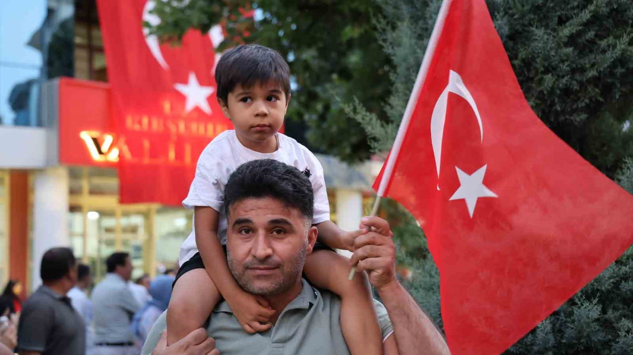 15 TEMMUZ DEMOKRASİ VE MİLLİ BİRLİK GÜNÜ DOLAYISIYLA KIRŞEHİR'DE DÜZENLENEN ANMA PROGRAMINDA...