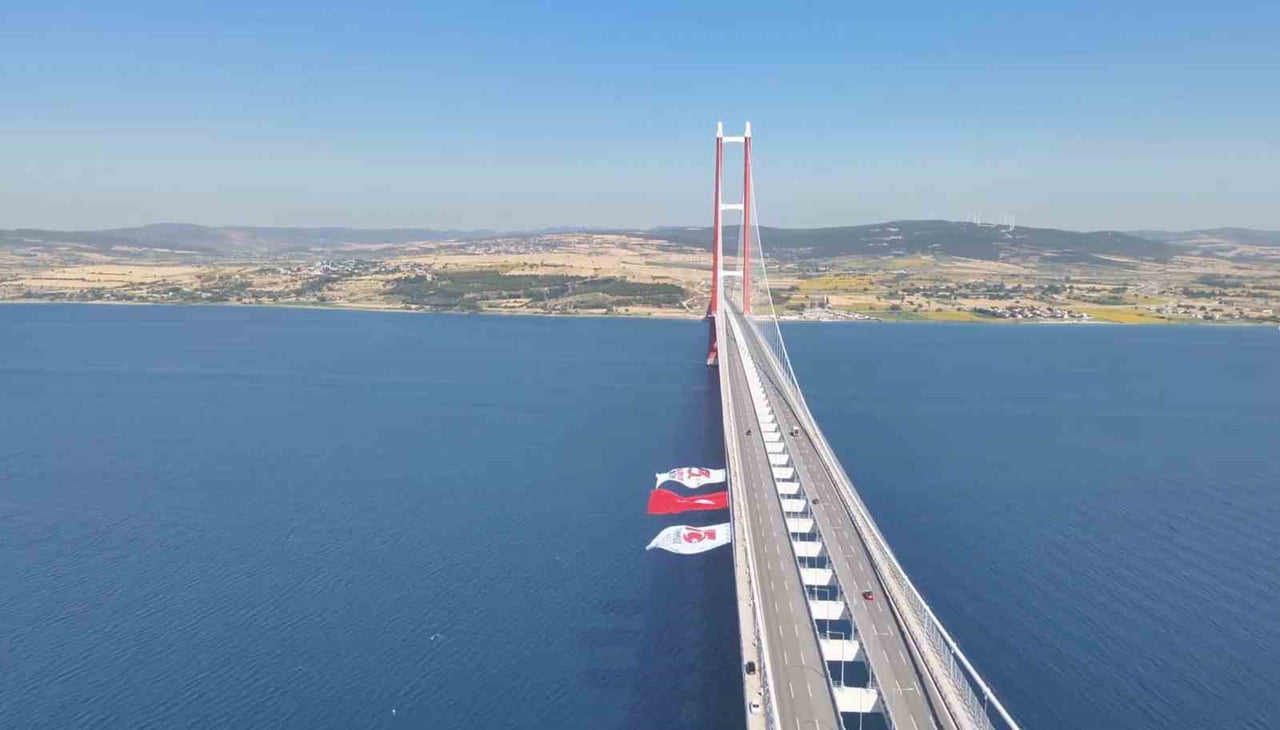15 TEMMUZ DEMOKRASİ VE MİLLÎ BİRLİK GÜNÜ ETKİNLİKLERİ ÇERÇEVESİNDE 1915 ÇANAKKALE KÖPRÜSÜ’NDE TÜRK...
