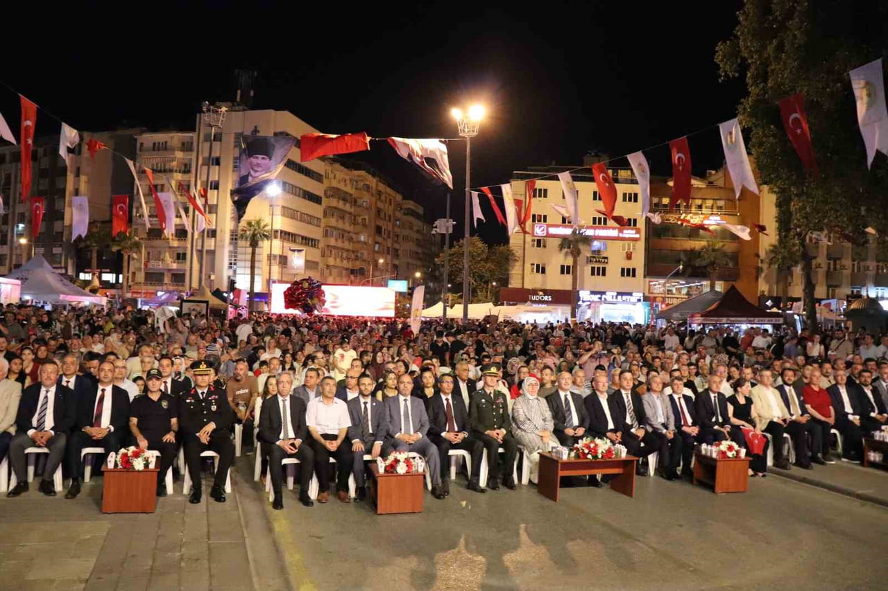 15 TEMMUZ DEMOKRASİ VE MİLLİ BİRLİK GÜNÜ’NÜN 10’UNCU YIL KUTLAMALARI KAPSAMINDA DENİZLİ'DE ÇEŞİTLİ...