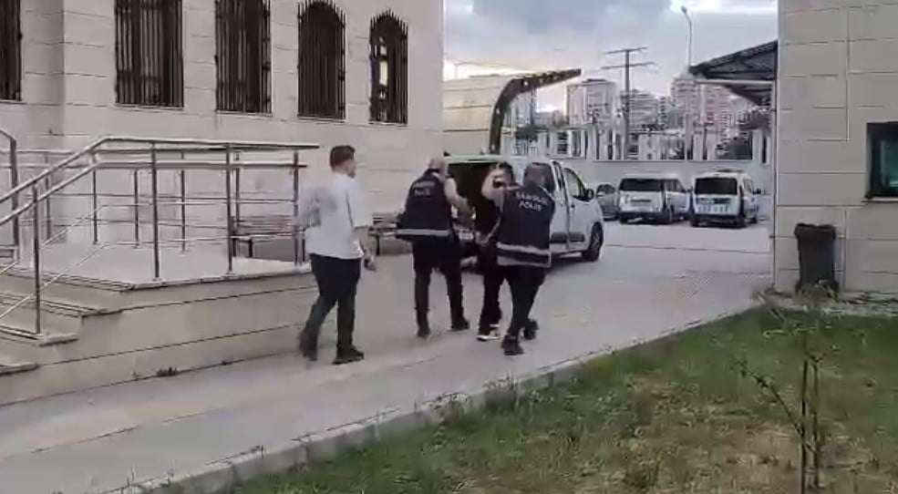 15 YIL 3 AY 22 GÜN KESİNLEŞMİŞ HAPİS CEZASI BULUNAN VE KIRMIZI BÜLTENLE ARANAN A.A. (27)...