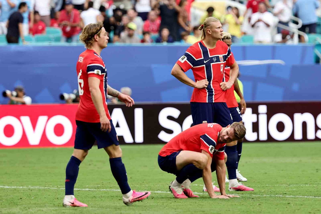 2026 FIFA DÜNYA KUPASI ÇEYREK FİNALİNDE İNGİLTERE, NORMAL SÜRESİ 1-1 SONA EREN MÜCADELENİN UZATMA...