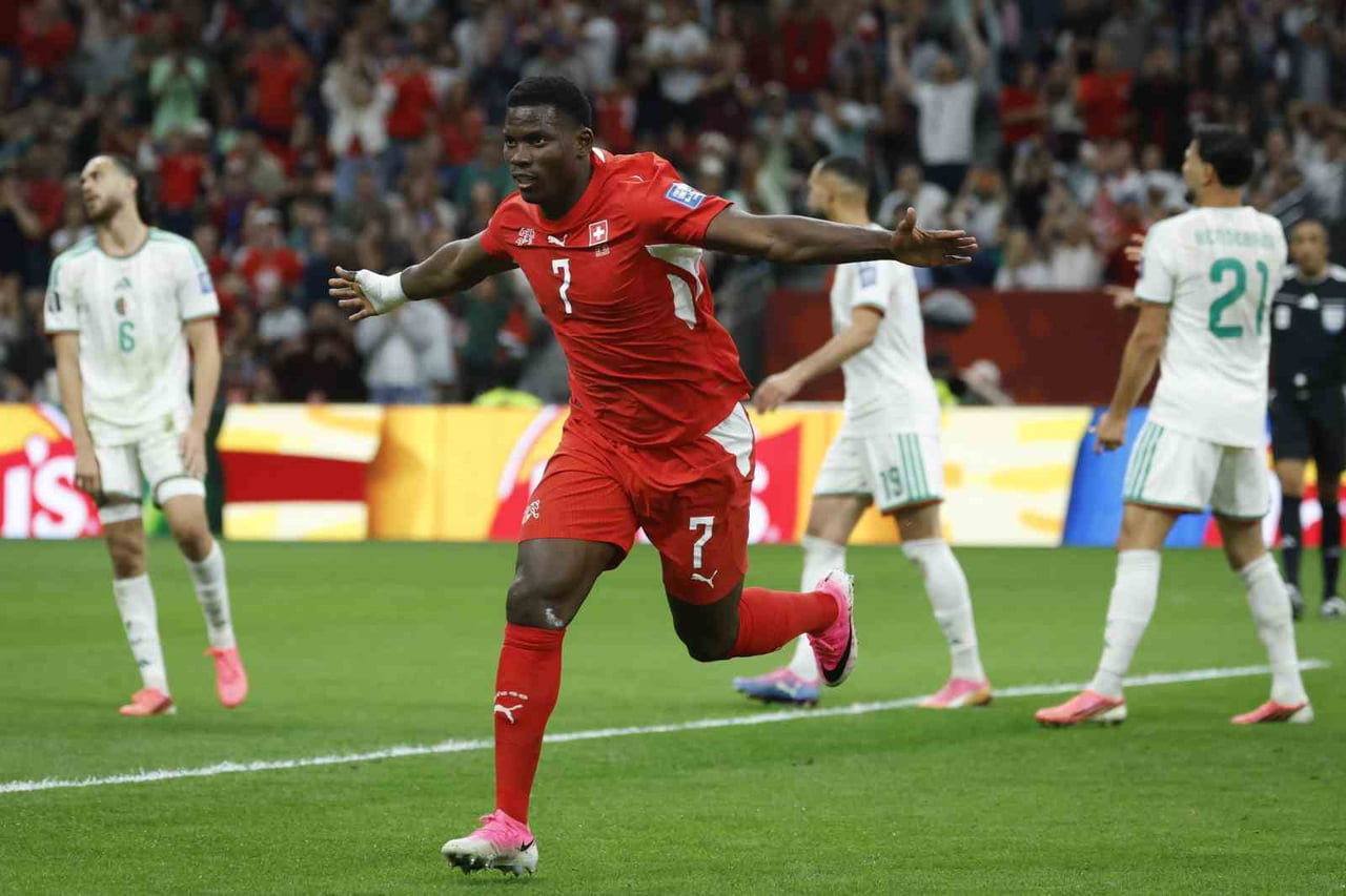 2026 FIFA DÜNYA KUPASI SON 32 TURUNDA İSVİÇRE, CEZAYİR'İ 2-0 MAĞLUP EDEREK, SON 16 TURUNA...