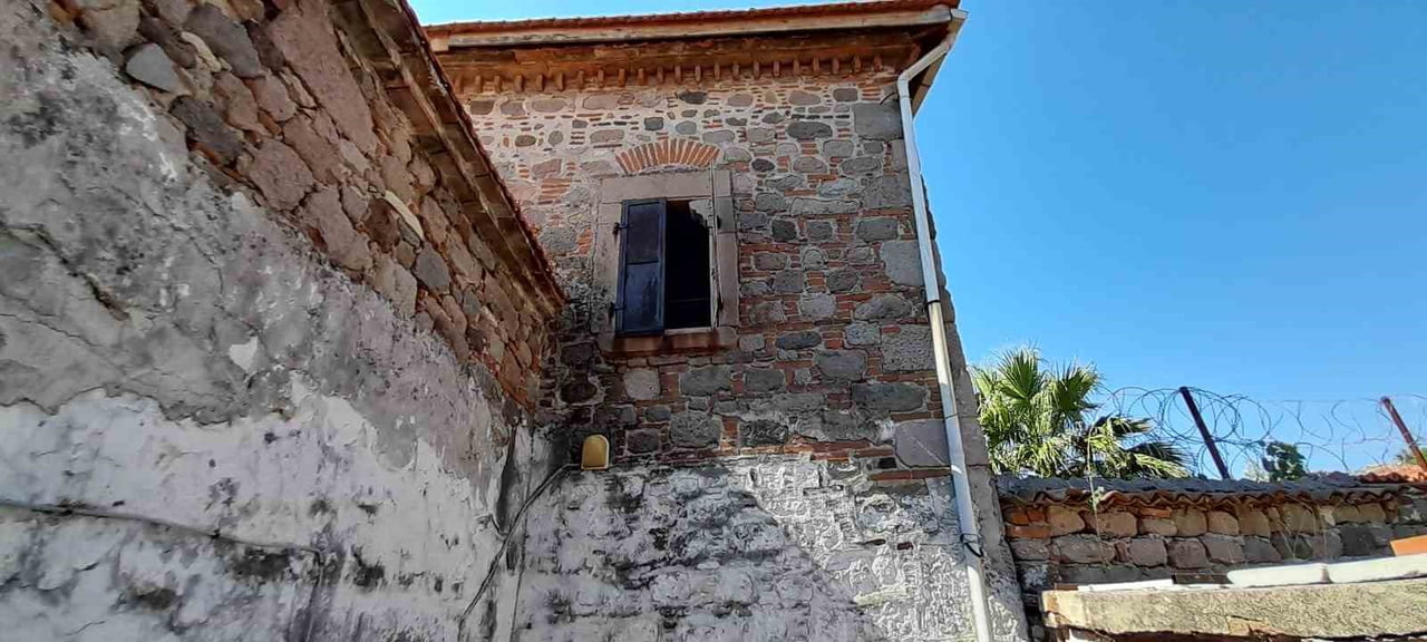 220 YILLIK GEÇMİŞİYLE DİKKAT ÇEKEN TARİHİ FRANSIZ KATOLİK ŞAPELİ SATIŞA ÇIKARILDI.