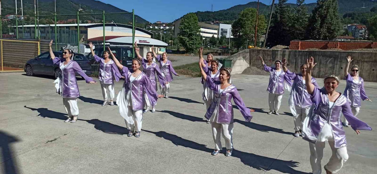 31 KİŞİLİK EKİP İLÇEYİ YURT DIŞINDA TEMSİL EDECEK