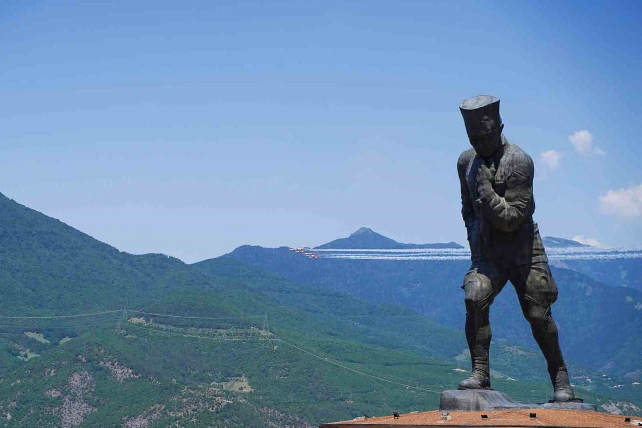 45. KAFKASÖR KÜLTÜR, TURİZM VE SANAT FESTİVALİ KAPSAMINDA PLANLANAN TÜRK YILDIZLARI GÖSTERİSİ...
