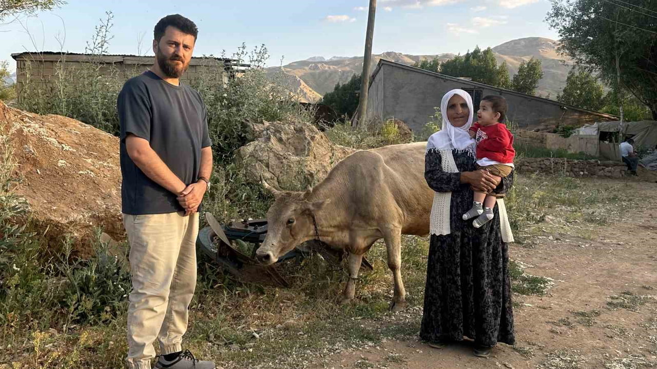 7 ÇOCUK ANNESİ AYNİ ÖZBEK'İN YÜZÜ, İHLAS HABER AJANSI (İHA) TARAFINDAN YAPILAN HABERİN ARDINDAN...
