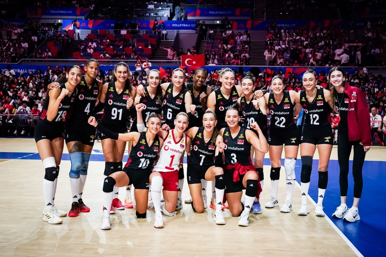 A MİLLİ KADIN VOLEYBOL TAKIMI, 2026 FIVB KADINLAR VOLEYBOL MİLLETLER LİGİ ÇEYREK FİNALİNDE YARIN...