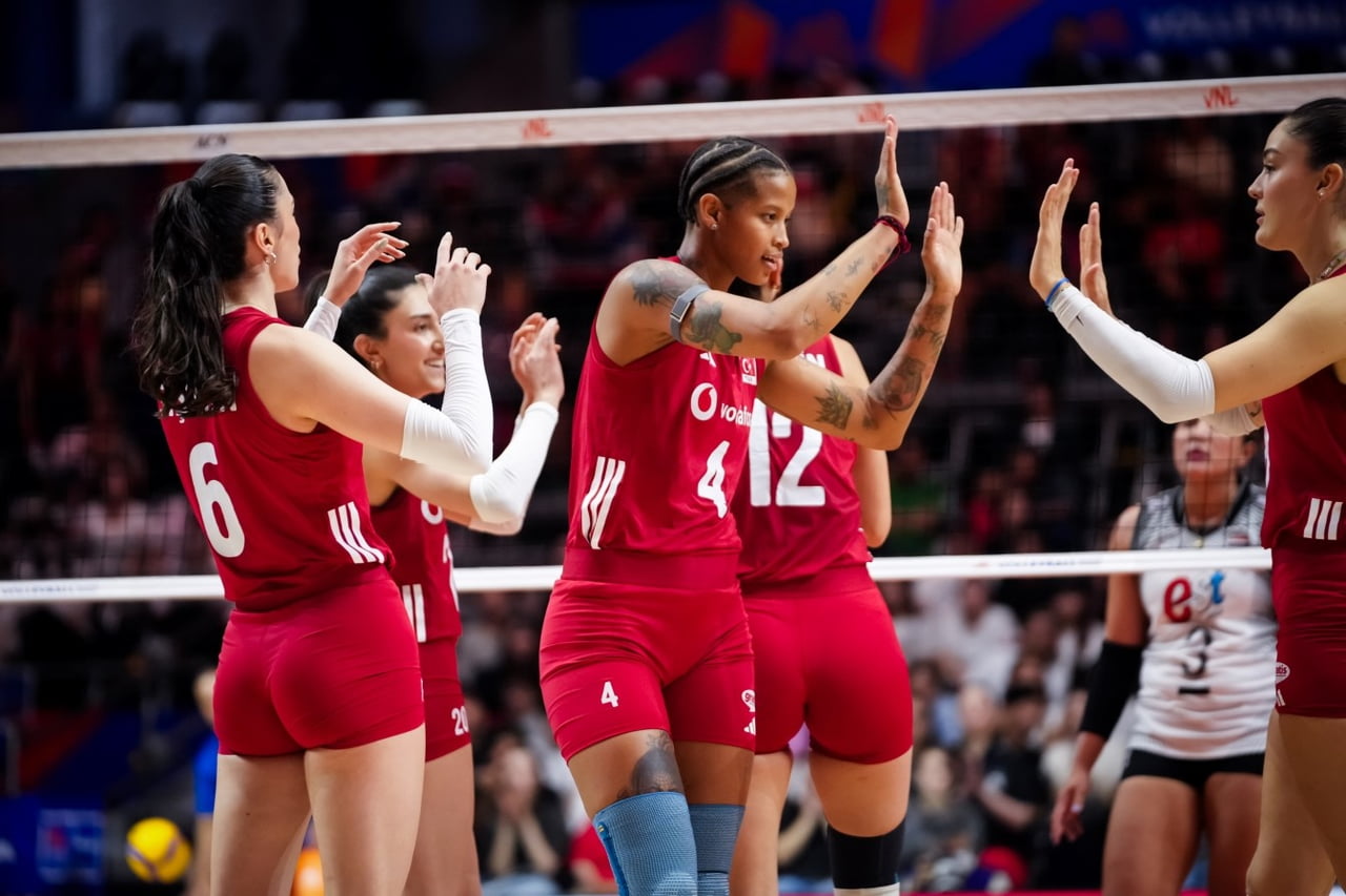 A MİLLİ KADIN VOLEYBOL TAKIMI, 2026 VOLEYBOL MİLLETLER LİGİ'NİN (VNL) 3. HAFTASININ 4. VE SON...