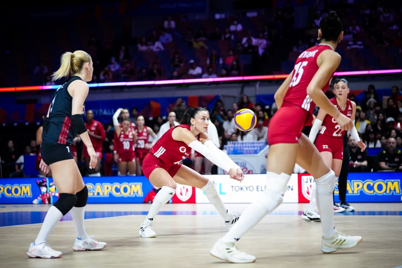 A MİLLİ KADIN VOLEYBOL TAKIMI, 2026 VOLEYBOL MİLLETLER LİGİ'NİN (VNL) ÜÇÜNCÜ HAFTASINDA OYNADIĞI...