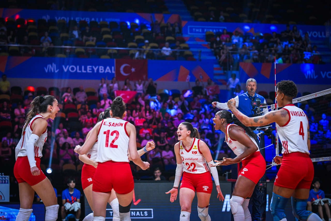 A MİLLİ KADIN VOLEYBOL TAKIMI, 2026 VOLEYBOL MİLLETLER LİGİ ÇEYREK FİNALİNDE KARŞILAŞTIĞI...