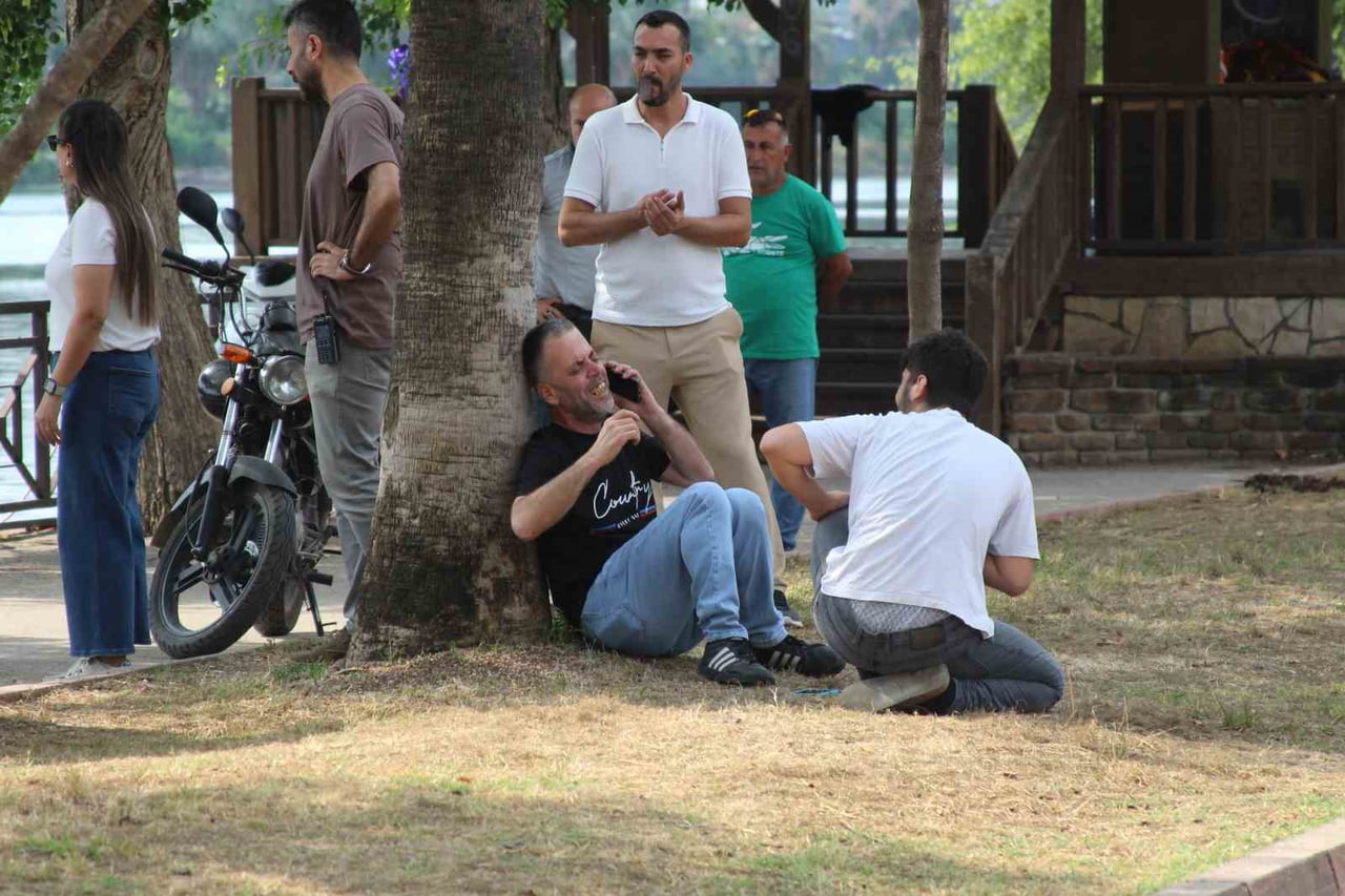 ADANA'DA ARKADAŞLARIYLA SABAHA KADAR ALKOL ALDIĞI ÖNE SÜRÜLEN 59 YAŞINDAKİ ŞAHIS, DENGESİNİ...