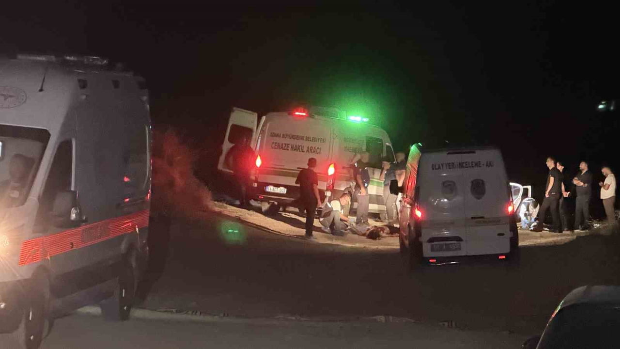 ADANA’DA 1’İ KADIN 2 ERKEK TABANCAYLA VURULARAK ÖLDÜRÜLDÜ.
