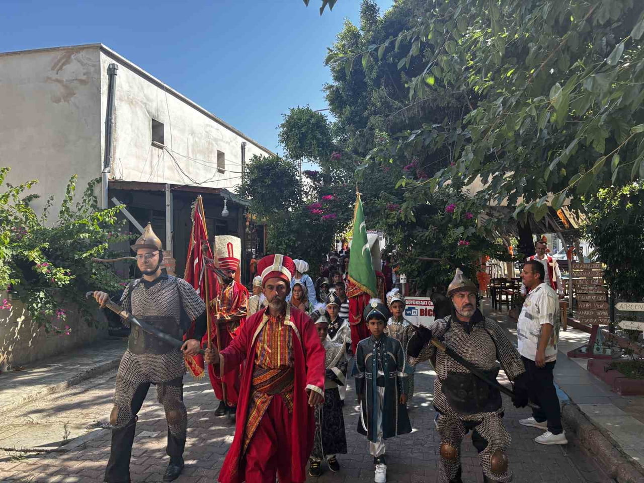 ADANA’DA DÜZENLENEN TOPLU SÜNNET ORGANİZASYONU KAPSAMINDA SÜNNET ÇOCUKLARI VE AİLELERİ İÇİN...