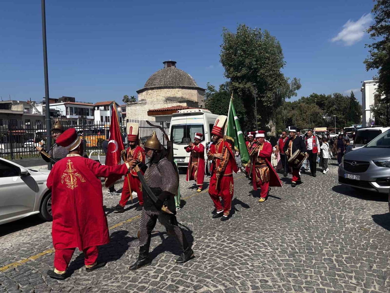ADANA’DA DÜZENLENEN TOPLU SÜNNET ORGANİZASYONU KAPSAMINDA SÜNNET ÇOCUKLARI VE AİLELERİ İÇİN...