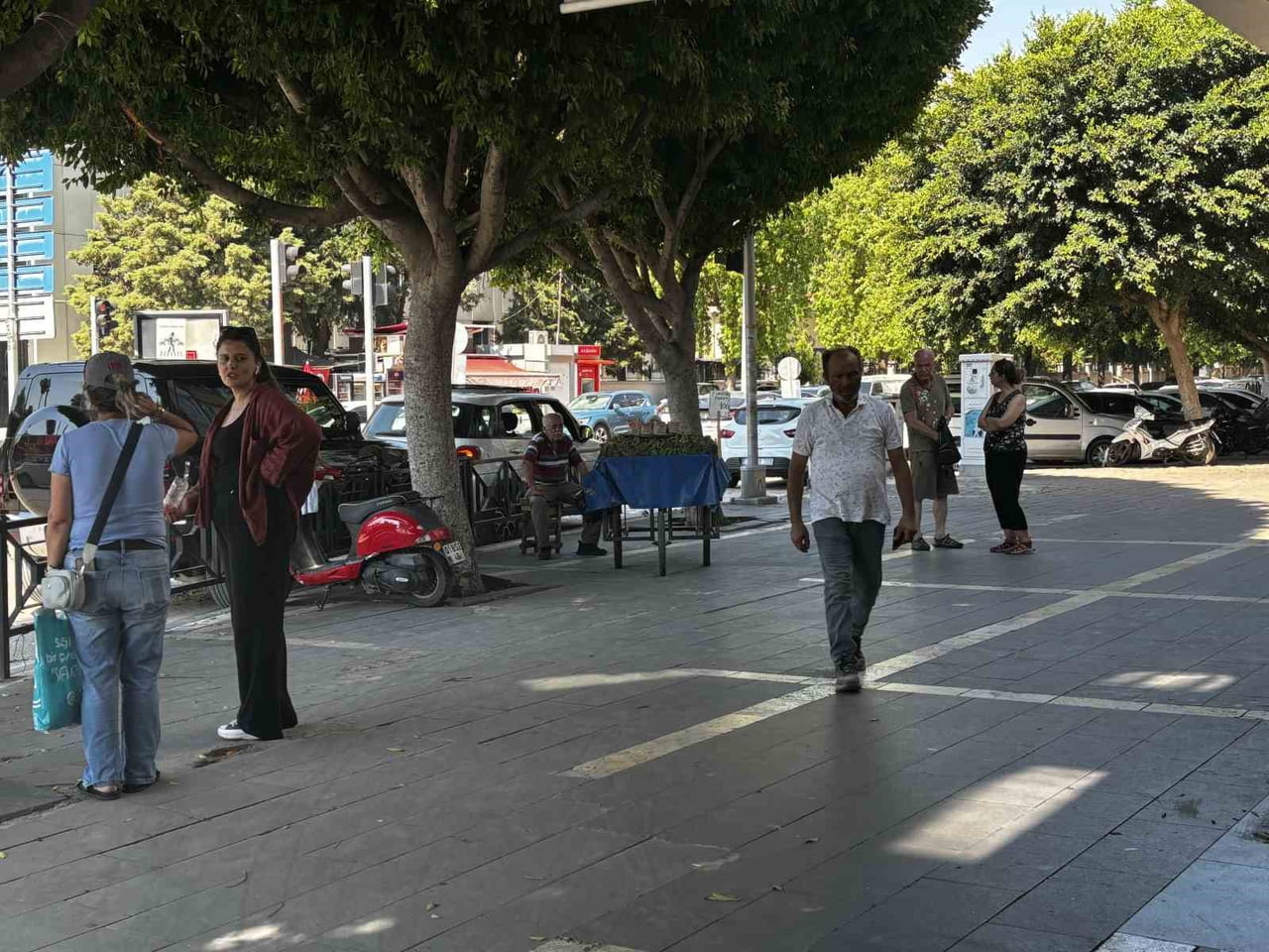 ADANALI SANATÇI HALUK LEVENT'İN TUTUKLANMASINI DEĞERLENDİREN HEMŞEHRİLERİ HAYAL KIRIKLIĞI...